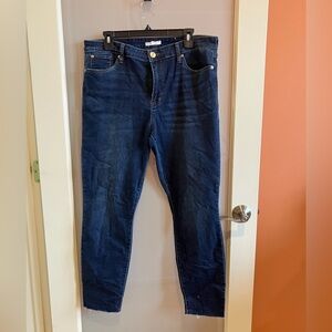 Raw Edge Hem dark wash STS size 33 jeans